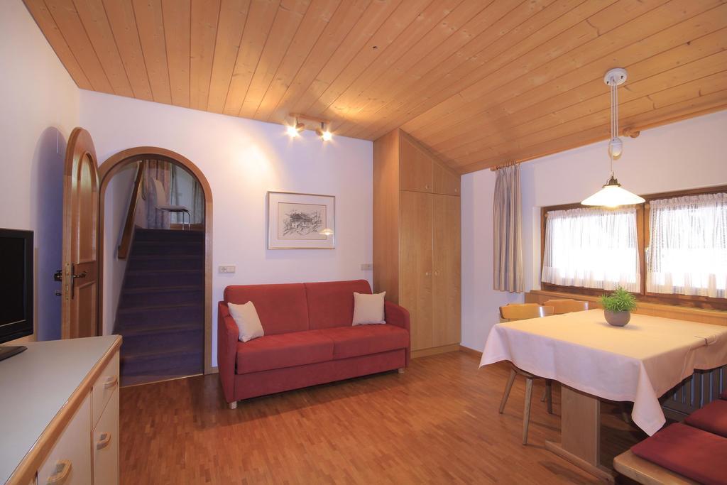 Apartments Gasserhof Lagundo Room photo